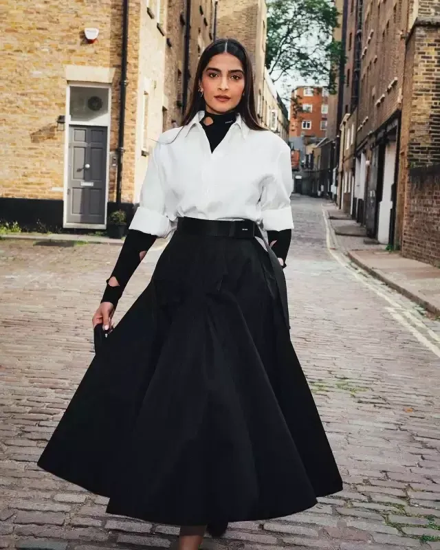 Sonam Kapoor’s Outfits