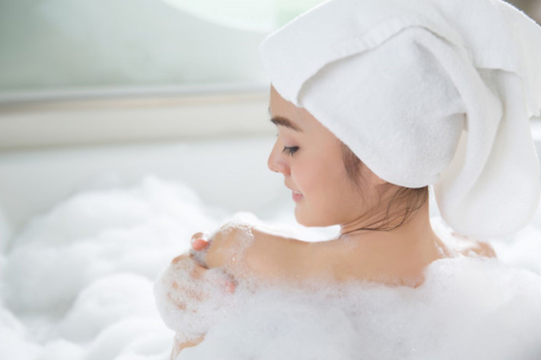 Shower Gel Vs Body Wash Don't Get Confused